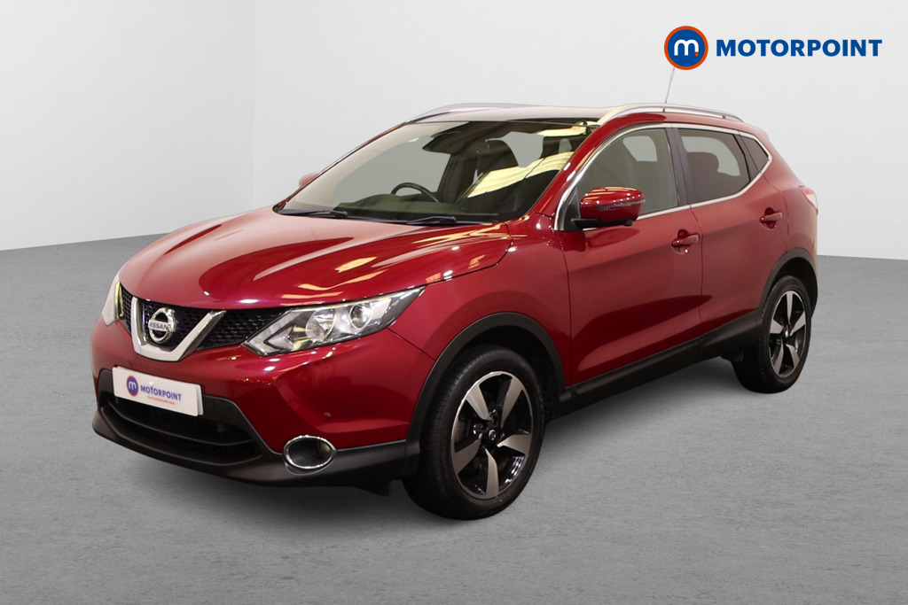 Nissan Qashqai N-Vision Manual Diesel SUV - Stock Number (1559824) - Passenger side front corner
