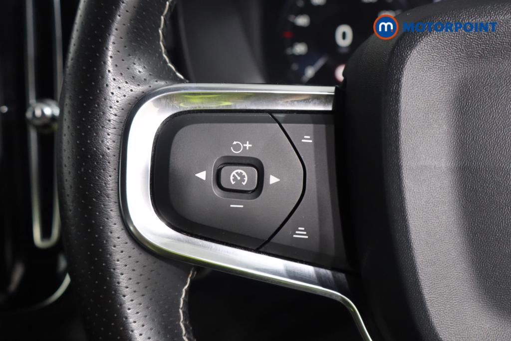Volvo Xc40 R Design Manual Petrol SUV - Stock Number (1560161) - 9th supplementary image