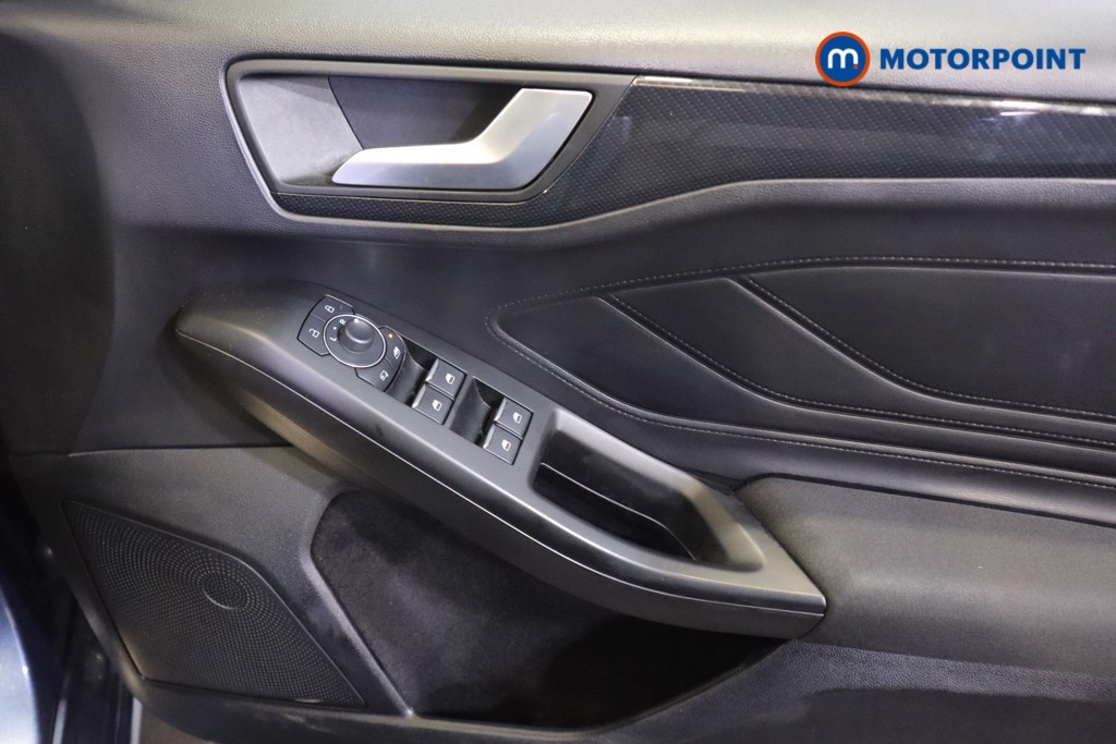 Ford Focus St-Line Edition Manual Petrol-Electric Hybrid Hatchback - Stock Number (1561302) - 7th supplementary image
