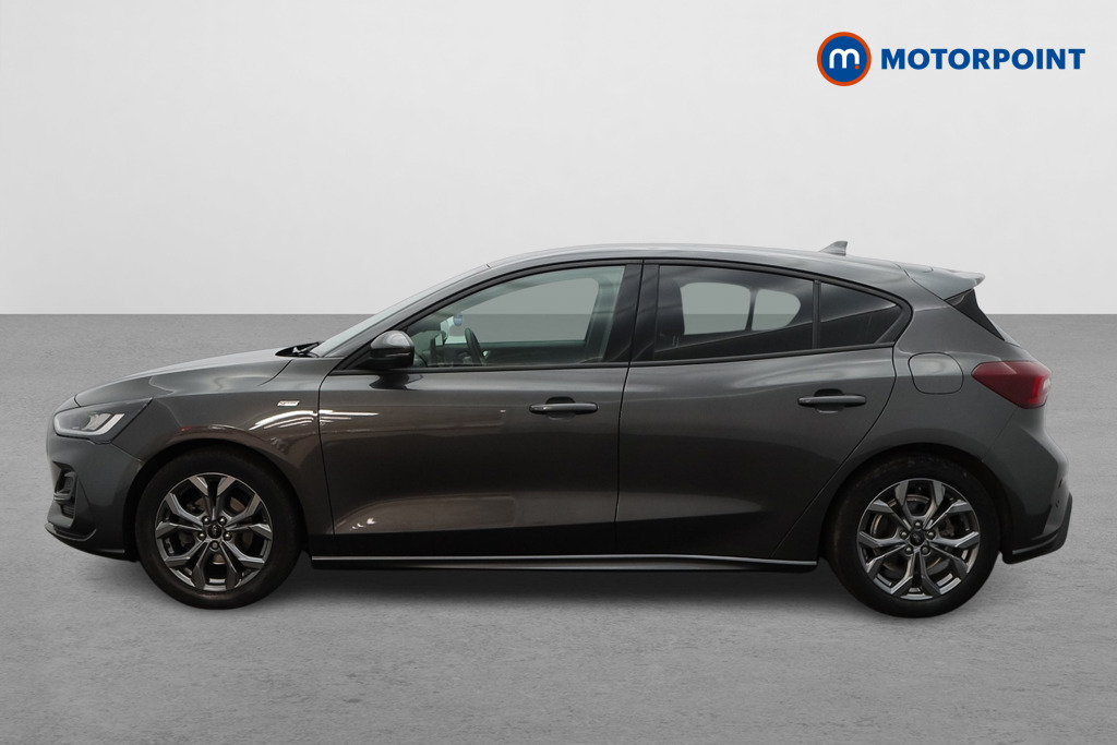 Ford Focus St-Line Edition Manual Petrol-Electric Hybrid Hatchback - Stock Number (1561304) - Passenger side