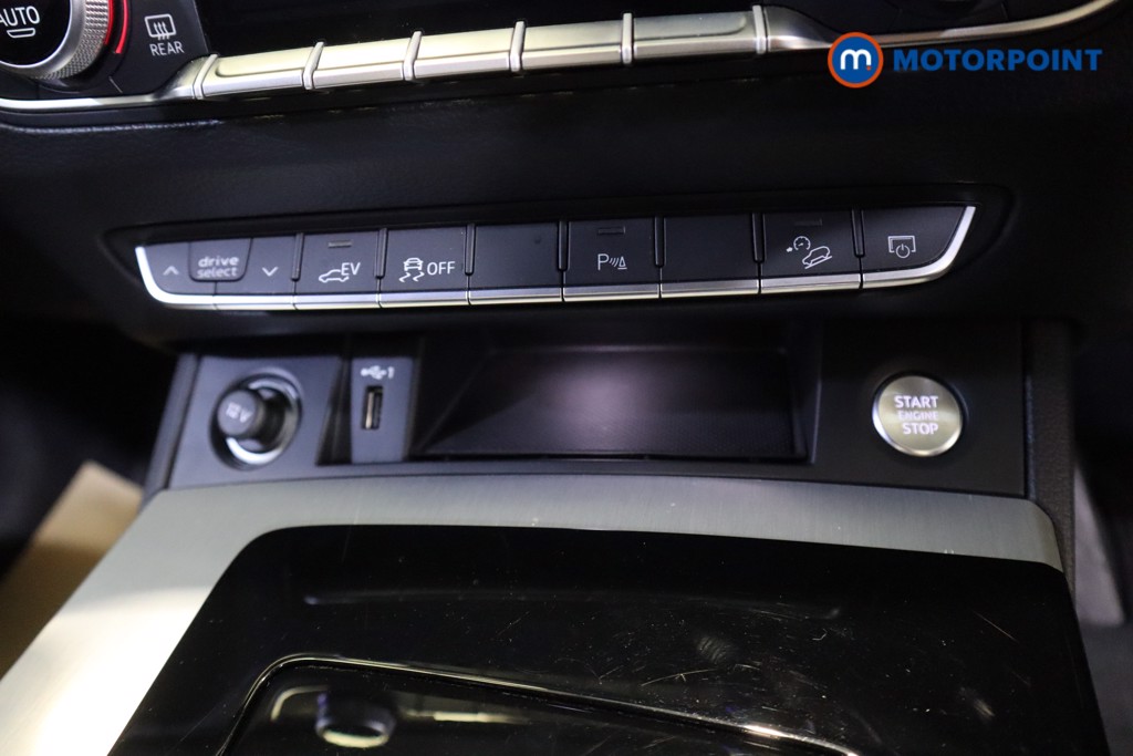Audi Q5 S Line Automatic Petrol Plug-In Hybrid SUV - Stock Number (1561374) - 6th supplementary image