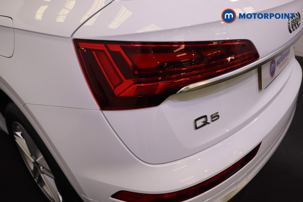 Audi Q5 S Line Automatic Petrol Plug-In Hybrid SUV - Stock Number (1561374) - 22nd supplementary image