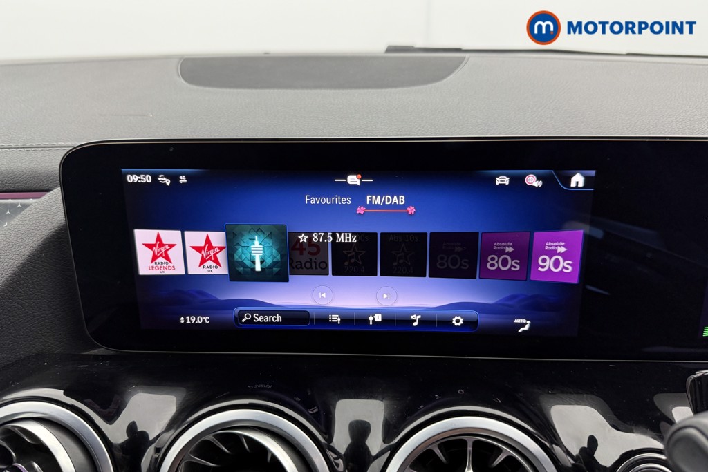 Mercedes-Benz EQA Amg Line Automatic Electric SUV - Stock Number (1561727) - 6th supplementary image