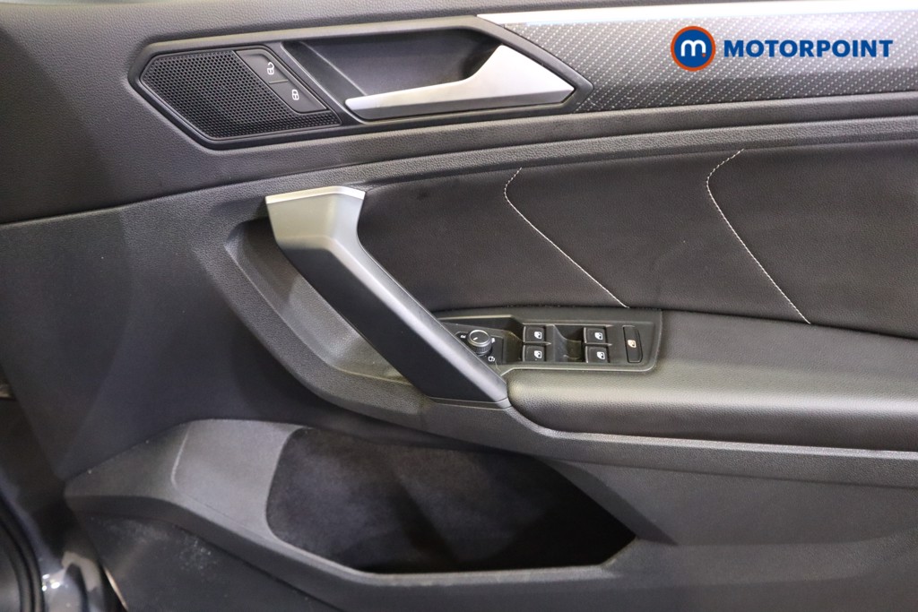 Volkswagen Tiguan R-Line Automatic Petrol SUV - Stock Number (1561849) - 7th supplementary image