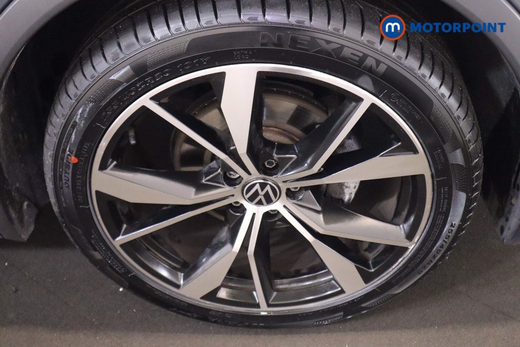 Volkswagen Tiguan R-Line Automatic Petrol SUV - Stock Number (1561849) - 19th supplementary image