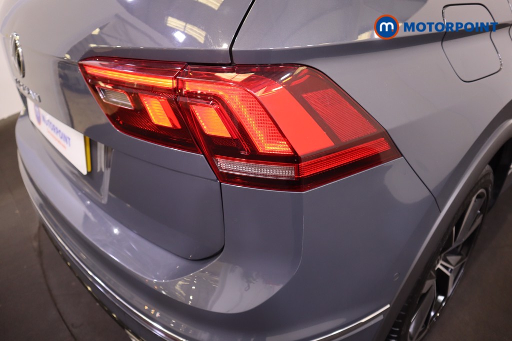 Volkswagen Tiguan R-Line Automatic Petrol SUV - Stock Number (1561849) - 23rd supplementary image