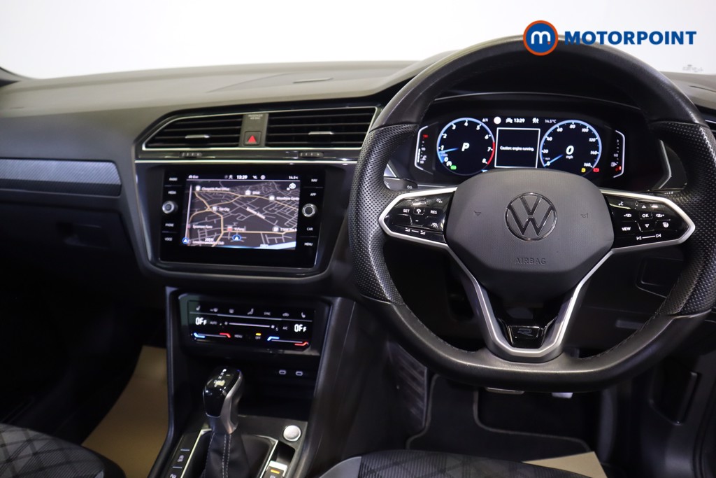 Volkswagen Tiguan R-Line Automatic Petrol SUV - Stock Number (1561849) - 1st supplementary image