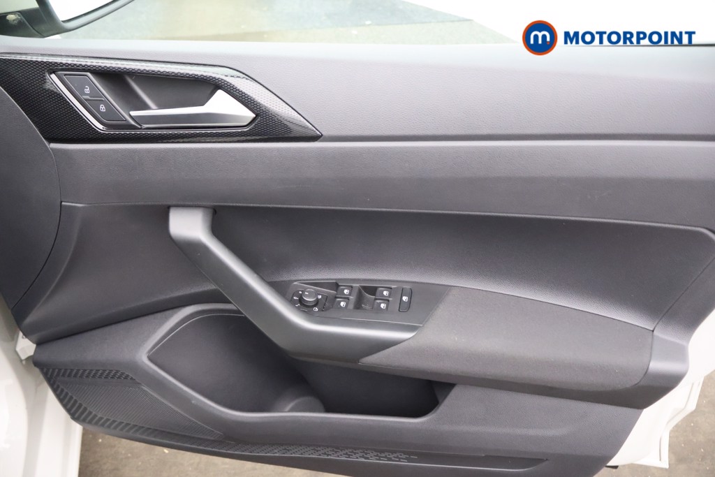 Volkswagen Polo Life Manual Petrol Hatchback - Stock Number (1562119) - 9th supplementary image