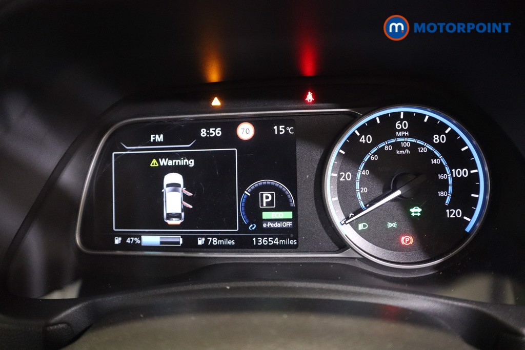 Nissan Leaf Tekna Automatic Electric Hatchback - Stock Number (1562146) - 4th supplementary image