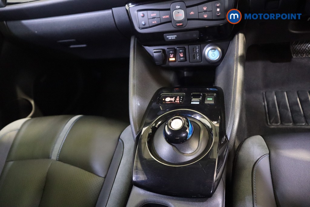Nissan Leaf Tekna Automatic Electric Hatchback - Stock Number (1562146) - 6th supplementary image