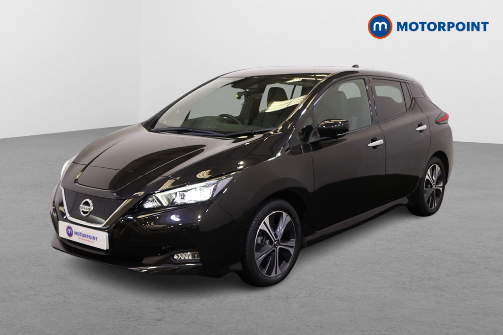 Nissan Leaf Tekna Automatic Electric Hatchback - Stock Number (1562146) - Passenger side front corner