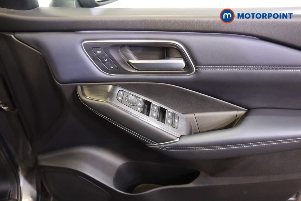 Nissan Qashqai Tekna-Plus Automatic Petrol SUV - Stock Number (1562209) - 7th supplementary image