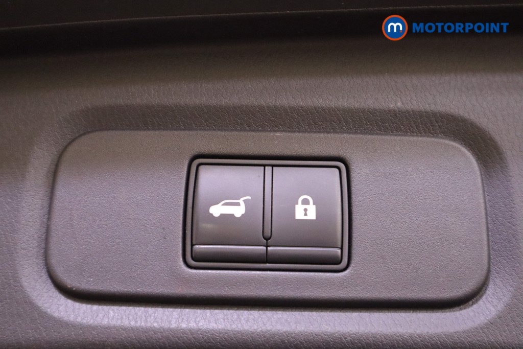 Nissan Qashqai Tekna-Plus Automatic Petrol SUV - Stock Number (1562209) - 18th supplementary image