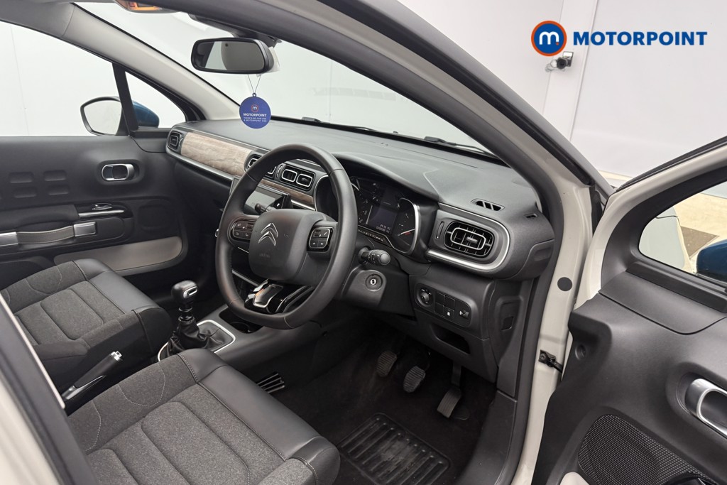 Peugeot 208 Allure Premium Automatic Electric Hatchback - Stock Number (1562788) - 3rd supplementary image