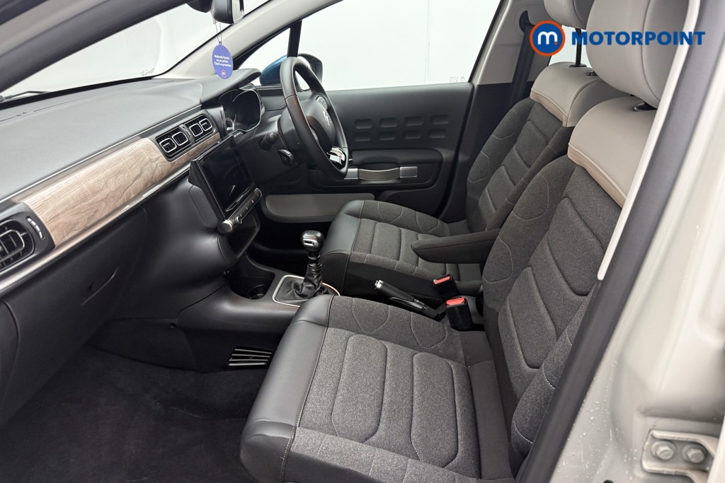 Peugeot 208 Allure Premium Automatic Electric Hatchback - Stock Number (1562788) - 1st supplementary image