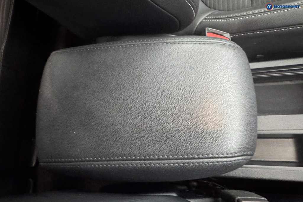 Ford Kuga Titanium Manual Diesel-Electric Hybrid SUV - Stock Number (1563151) - 13th supplementary image