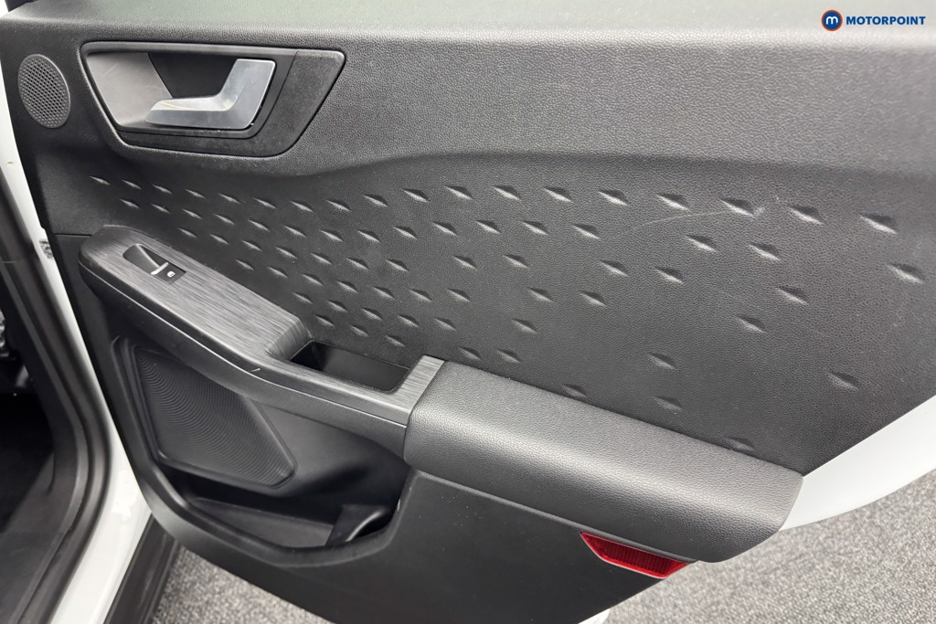 Ford Kuga Titanium Manual Diesel-Electric Hybrid SUV - Stock Number (1563151) - 24th supplementary image