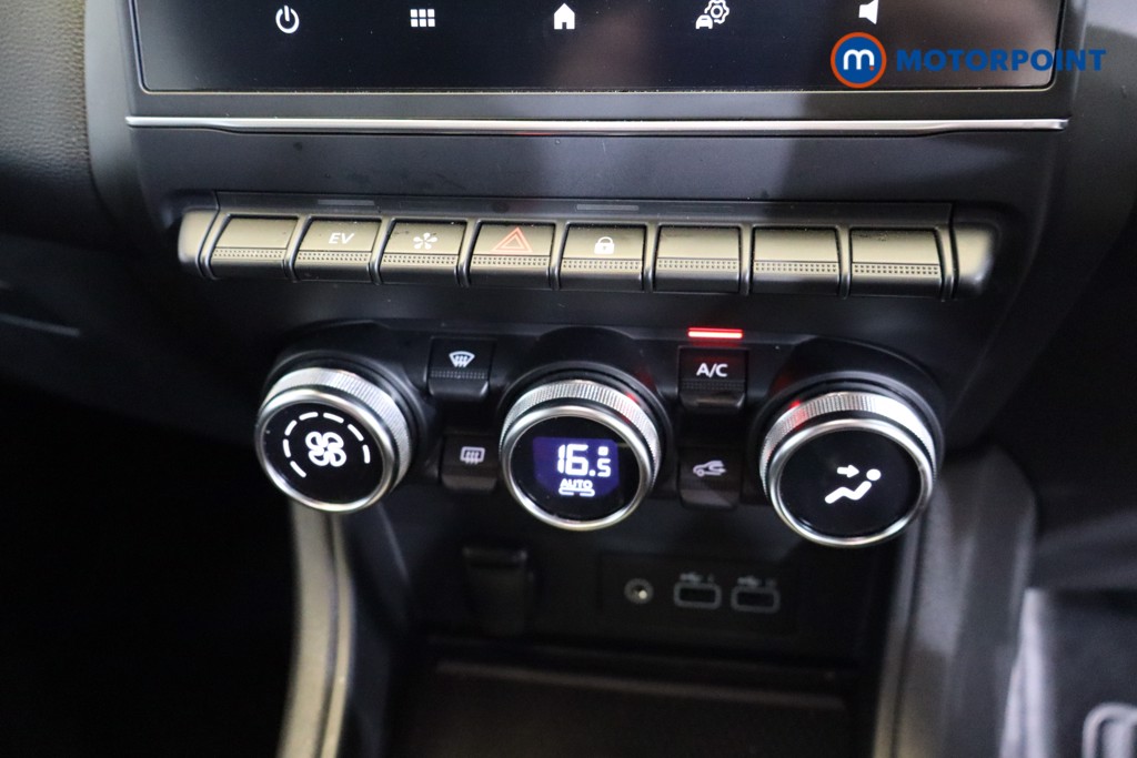 Renault Captur Techno Automatic Petrol-Electric Hybrid SUV - Stock Number (1563431) - 10th supplementary image