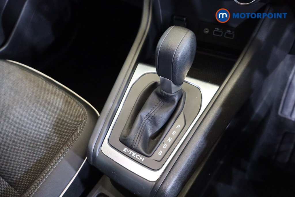 Renault Captur Techno Automatic Petrol-Electric Hybrid SUV - Stock Number (1563431) - 11th supplementary image