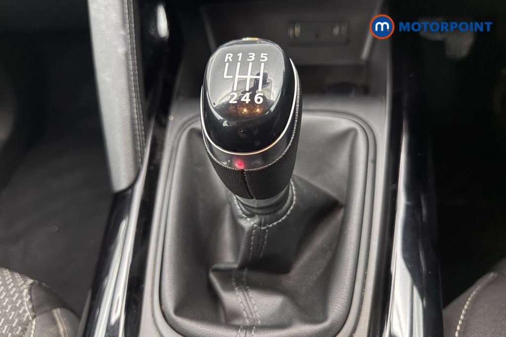 Renault Kadjar Play Manual Petrol SUV - Stock Number (1563530) - 6th supplementary image