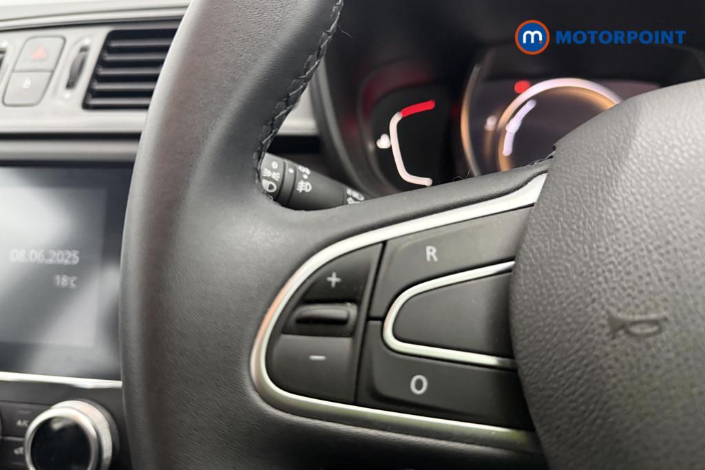 Renault Kadjar Play Manual Petrol SUV - Stock Number (1563530) - 13th supplementary image