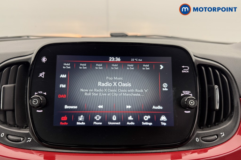 Fiat 500 Dolcevita Manual Petrol-Electric Hybrid Hatchback - Stock Number (1563816) - 5th supplementary image