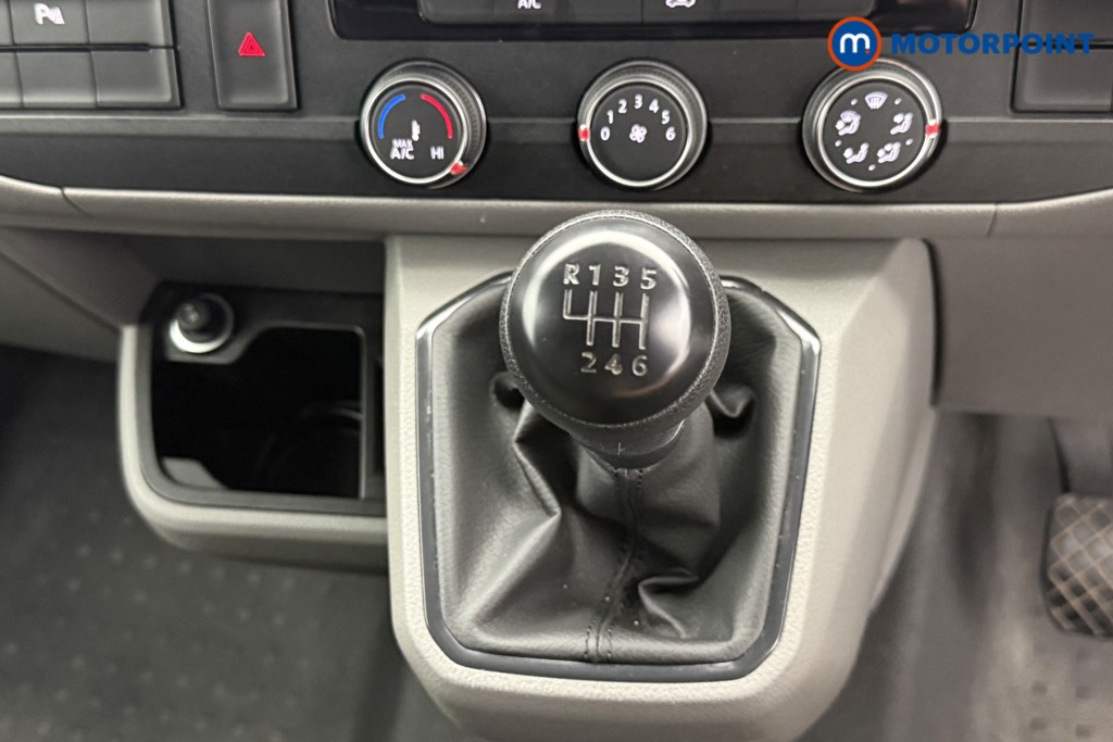 Volkswagen Transporter Highline Manual Diesel Panel Van - Stock Number (1563914) - 12th supplementary image