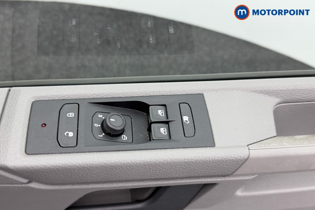 Volkswagen Transporter Highline Manual Diesel Panel Van - Stock Number (1563914) - 16th supplementary image