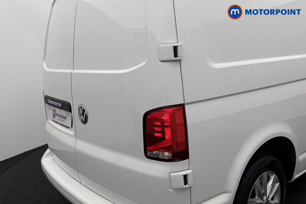 Volkswagen Transporter Highline Manual Diesel Panel Van - Stock Number (1563914) - 23rd supplementary image