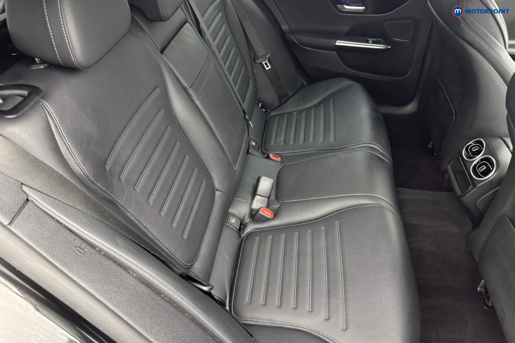 Mercedes-Benz C Class Amg Line Automatic Petrol Estate - Stock Number (1563924) - 4th supplementary image