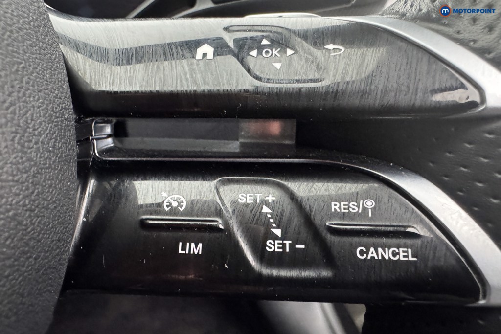 Mercedes-Benz C Class Amg Line Automatic Petrol Estate - Stock Number (1563924) - 17th supplementary image