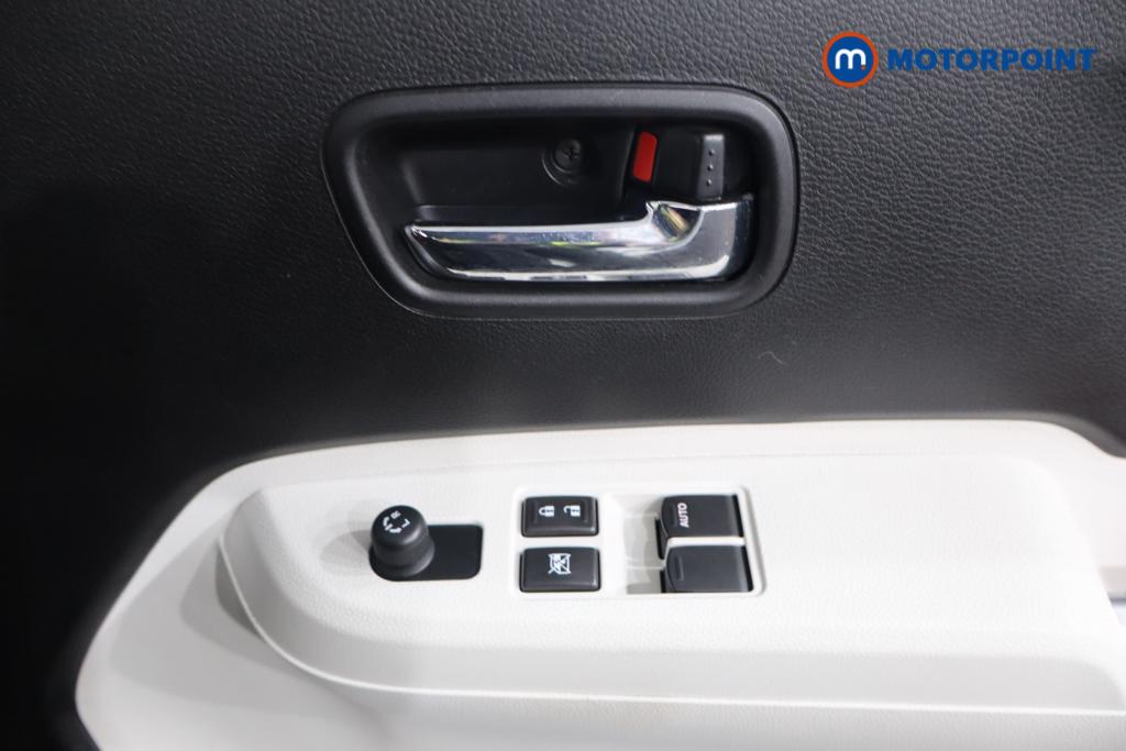 Suzuki Ignis Sz-T Manual Petrol SUV - Stock Number (1564497) - 13th supplementary image