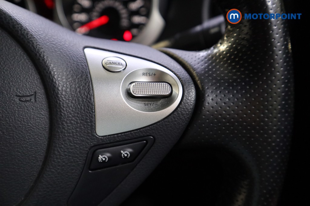 Nissan Juke Tekna Automatic Petrol SUV - Stock Number (1564746) - 5th supplementary image