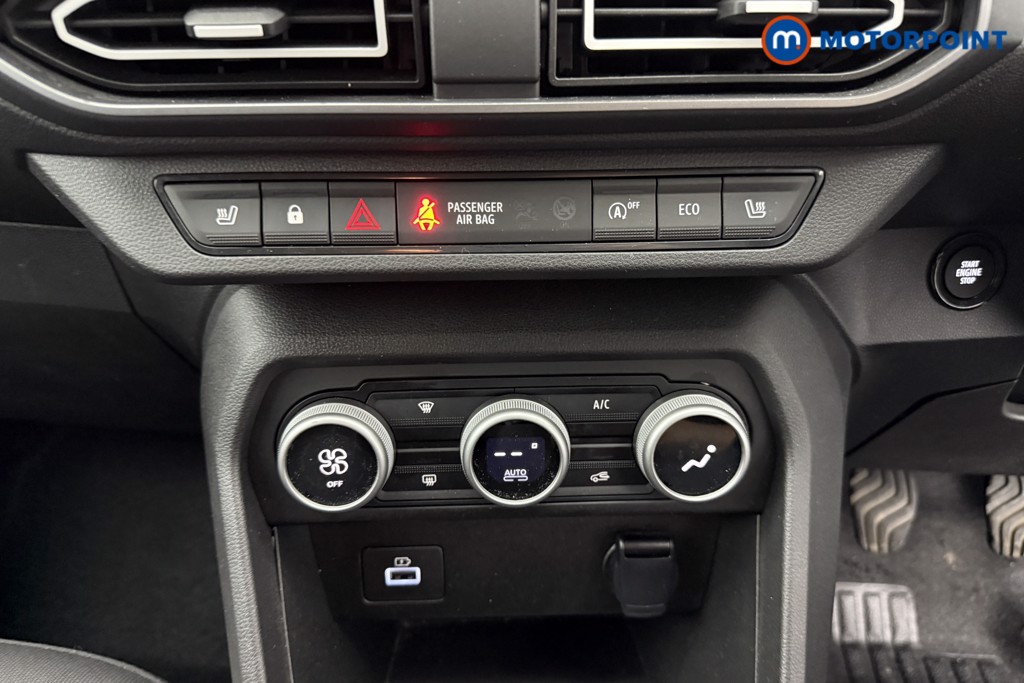 Dacia Jogger Extreme Se Manual Petrol People Carrier - Stock Number (1564752) - 9th supplementary image