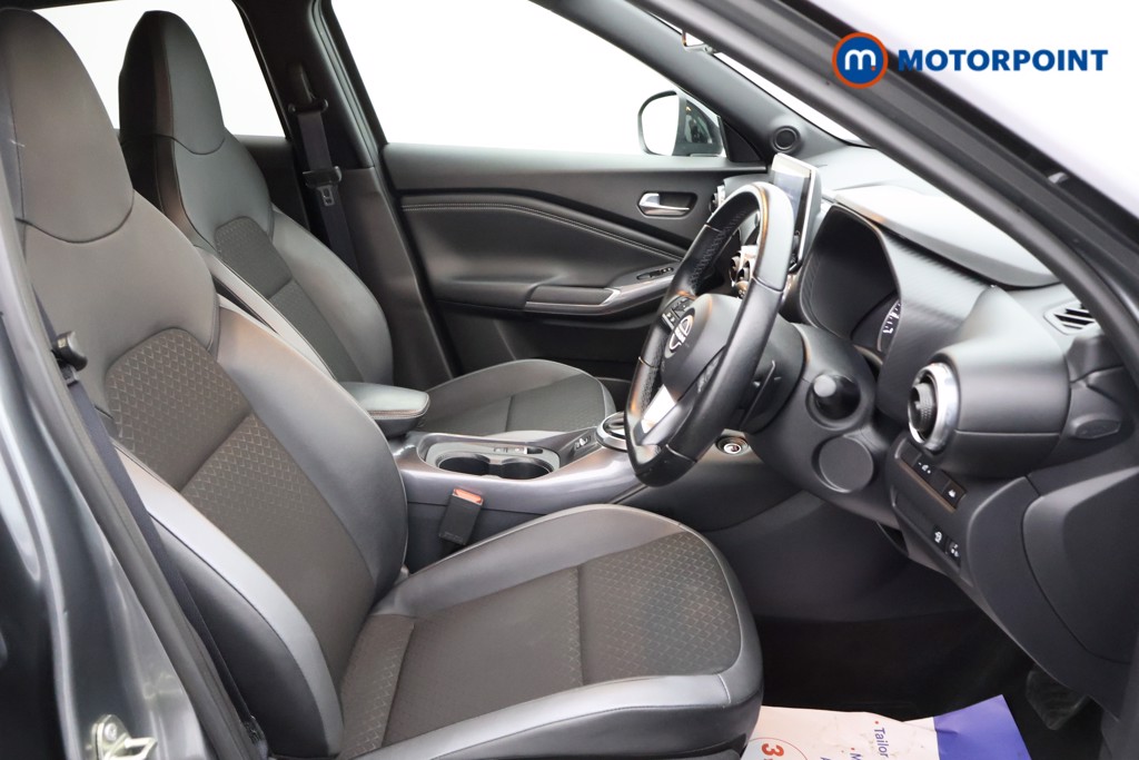 Nissan Juke N-Connecta Automatic Petrol SUV - Stock Number (1564966) - 11th supplementary image