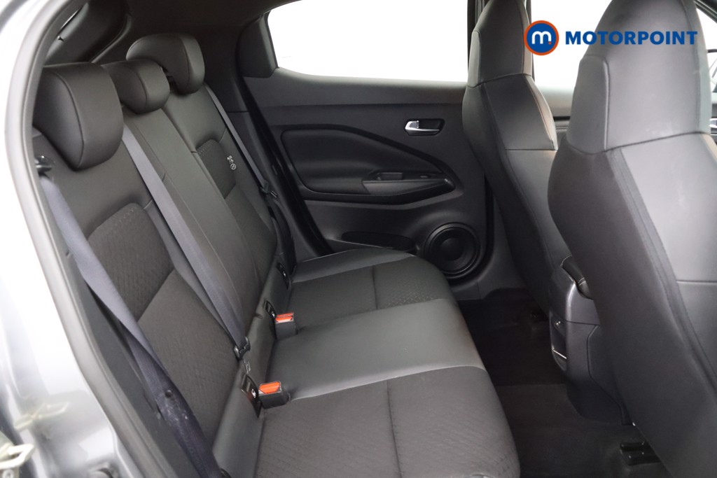 Nissan Juke N-Connecta Automatic Petrol SUV - Stock Number (1564966) - 12th supplementary image