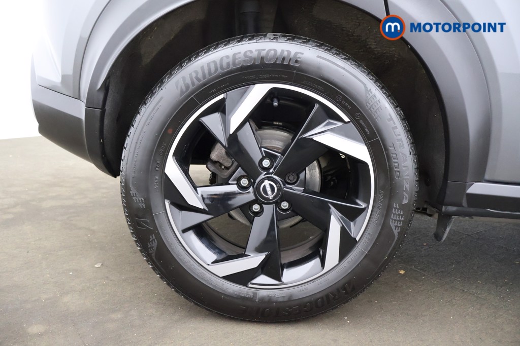 Nissan Juke N-Connecta Automatic Petrol SUV - Stock Number (1564966) - 16th supplementary image