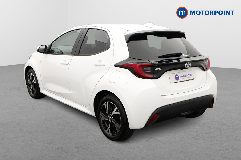 Toyota Yaris Design Automatic Petrol-Electric Hybrid Hatchback - Stock Number (1565041) - Passenger side rear corner