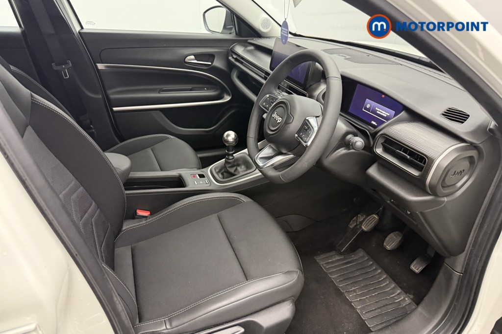 Jeep Avenger Altitude Manual Petrol SUV - Stock Number (1565145) - 3rd supplementary image