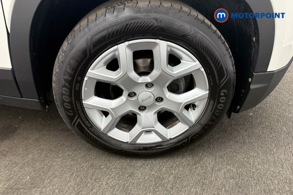 Jeep Avenger Altitude Manual Petrol SUV - Stock Number (1565145) - 17th supplementary image