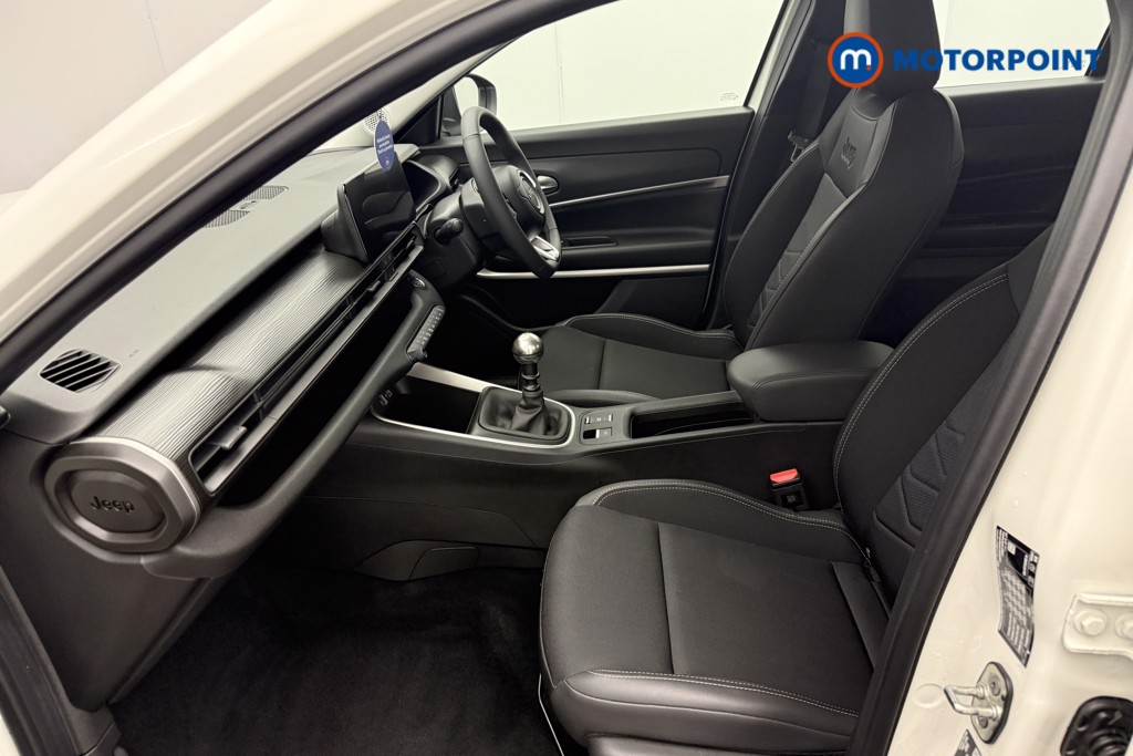 Jeep Avenger Altitude Manual Petrol SUV - Stock Number (1565145) - 1st supplementary image