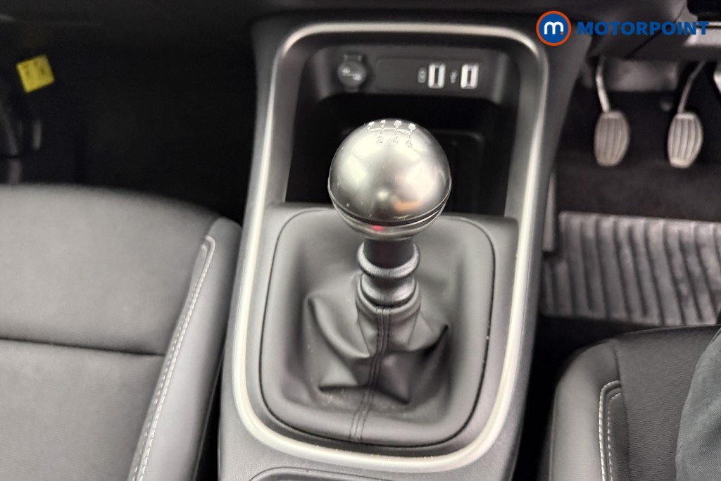 Jeep Avenger Altitude Manual Petrol SUV - Stock Number (1565147) - 11th supplementary image