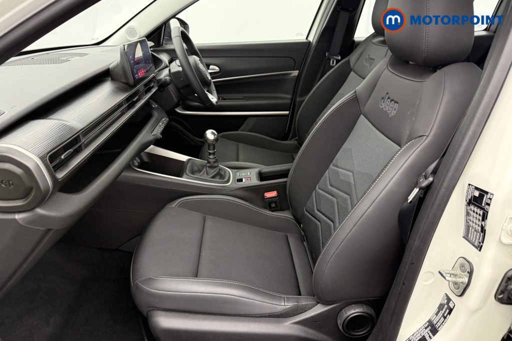 Jeep Avenger Altitude Manual Petrol SUV - Stock Number (1565147) - 19th supplementary image