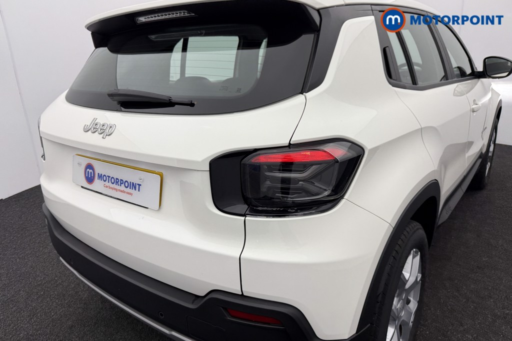 Jeep Avenger Altitude Manual Petrol SUV - Stock Number (1565147) - 23rd supplementary image