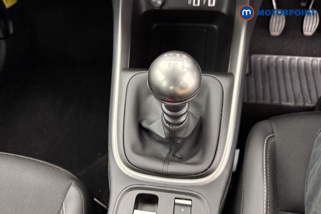 Jeep Avenger Altitude Manual Petrol SUV - Stock Number (1565166) - 11th supplementary image