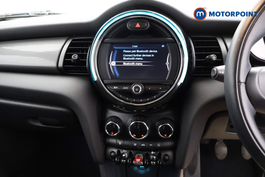Mini Hatchback Cooper Manual Petrol Hatchback - Stock Number (1565187) - 3rd supplementary image