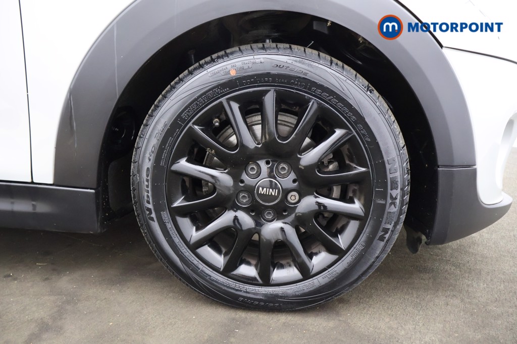 Mini Hatchback Cooper Manual Petrol Hatchback - Stock Number (1565187) - 14th supplementary image