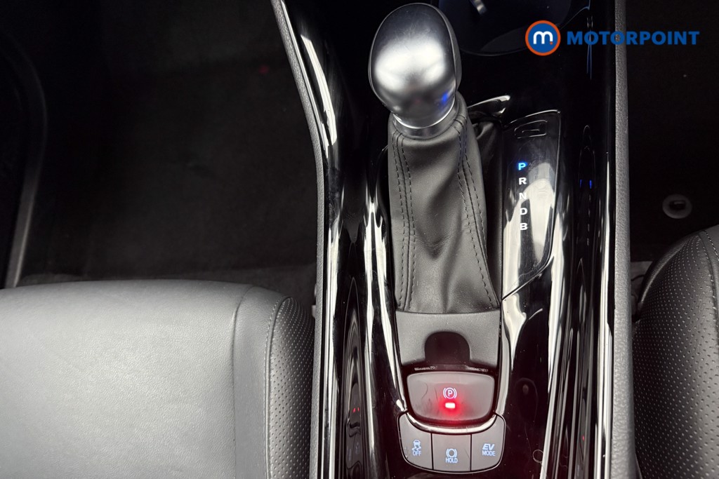 Toyota C-Hr Design Automatic Petrol-Electric Hybrid SUV - Stock Number (1565489) - 9th supplementary image