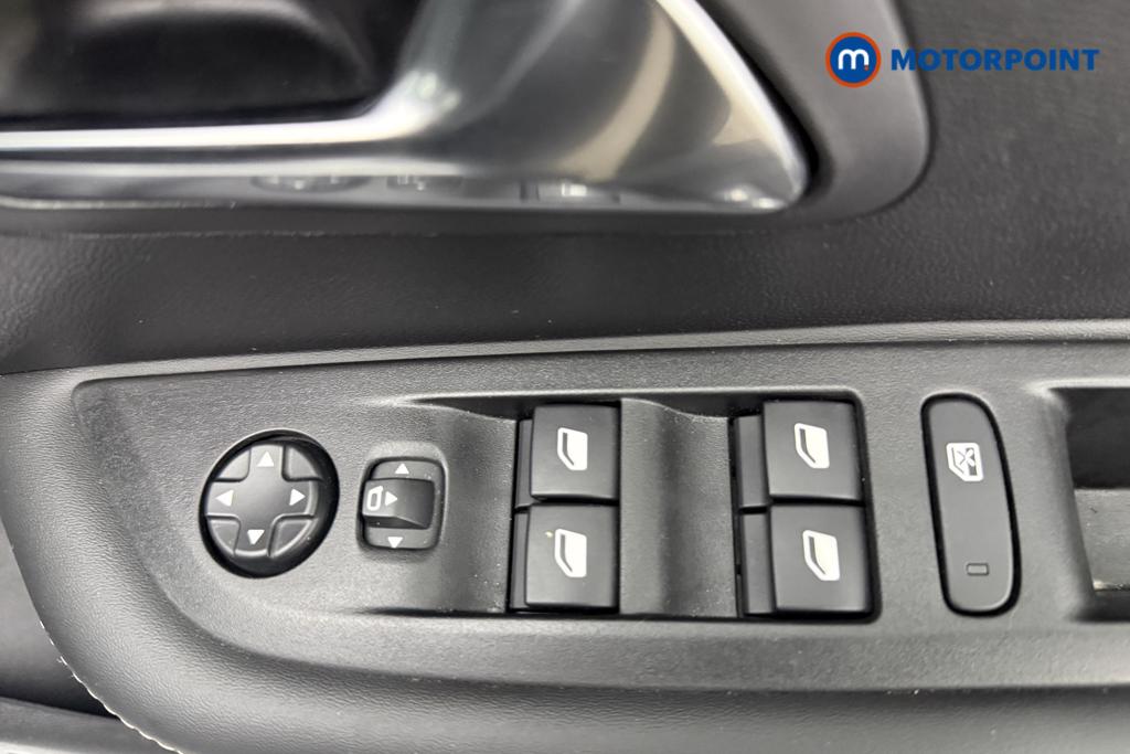 Peugeot 208 Allure Manual Petrol Hatchback - Stock Number (1565633) - 18th supplementary image