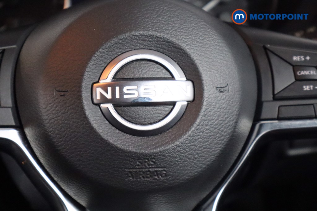 Nissan Juke N-Connecta Manual Petrol SUV - Stock Number (1566107) - 15th supplementary image